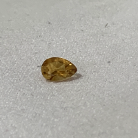 6 x 4mm, Gold Citrine pear