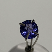 5.75 x 5mm, Purple Tanzanite oval