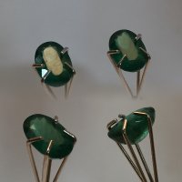 7.3 x 4.85mm, Green Emerald Oval