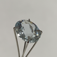 9.5 x 8mm, Med Blue Aquamarine Oval