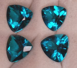 7 mm, Apatite Blue Helenite Trillion [2211]