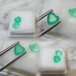 7.25 mm, Green Chrysoprase Heart [1295]