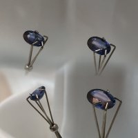 6.75 x 5.25mm, deep Blue Sapphire Oval