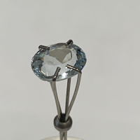 8 x 6mm, Med/Lite Blue Aquamarine Oval