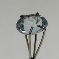 8 x 6mm, Medium Blue Aquamarine Oval