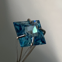 6 mm, Blue Zircon square