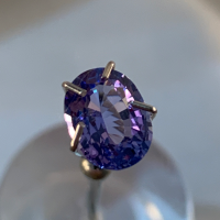 7.65 x 6.25mm, Purple Tanzanite Oval